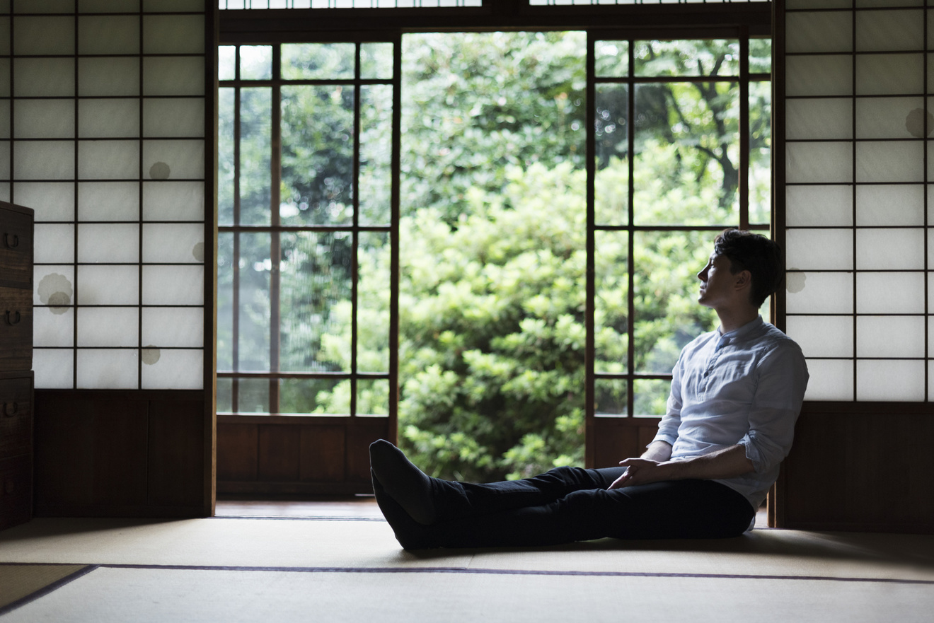吉川英治のおすすめ作品10選!代表作の『三国志』や『宮本武蔵』は読んだ?